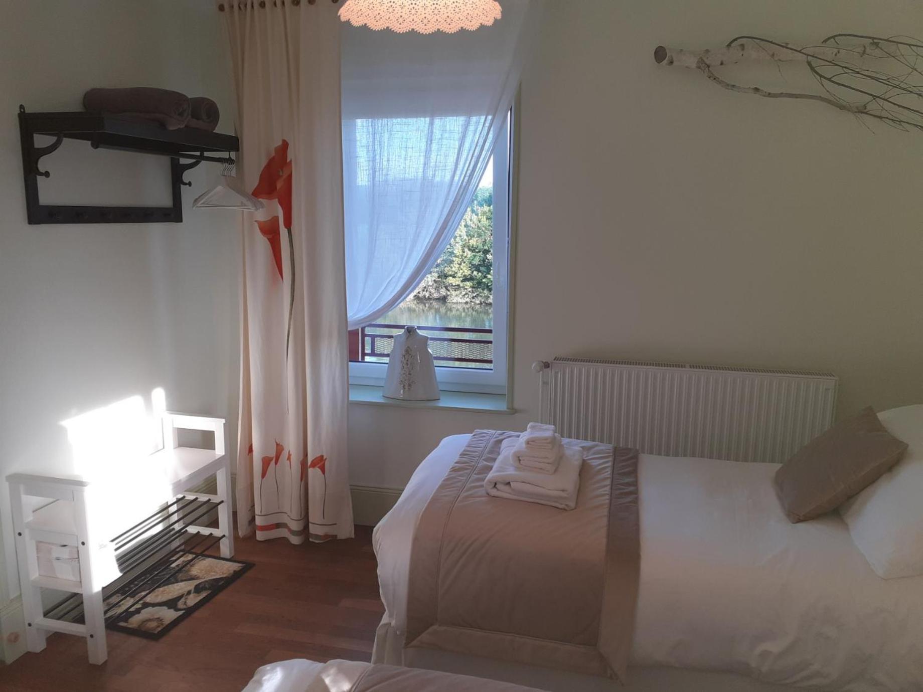 Chambres D'Hotes Cascarot Lechatelet Exterior foto